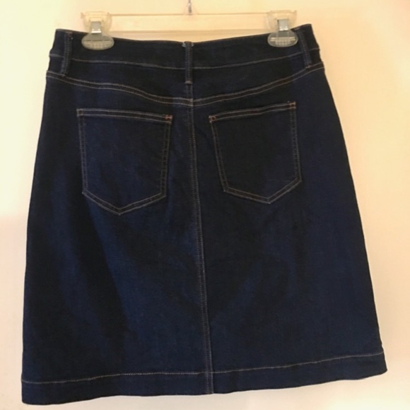 Cute Dark Denim Jean Skirt from Ann Taylor - Picture 3 of 3